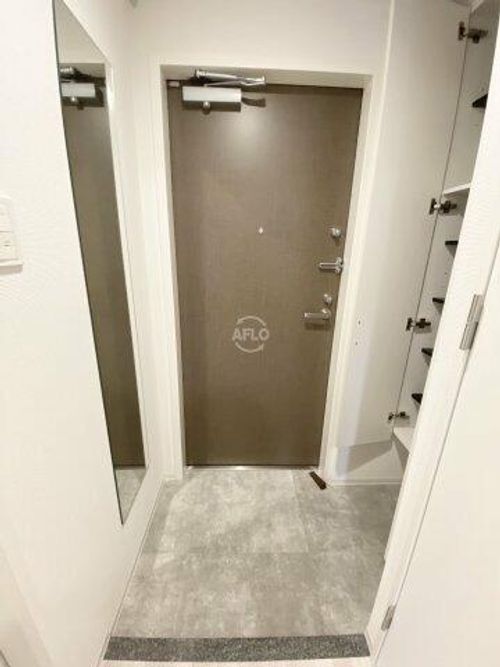 エスグランデ難波サウスの玄関