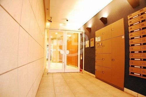 ベルシモンズ桜川の玄関