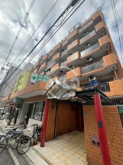 PALMIZIO東三国の外観