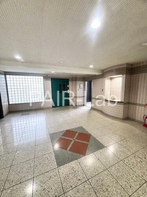 パストラル青山の玄関