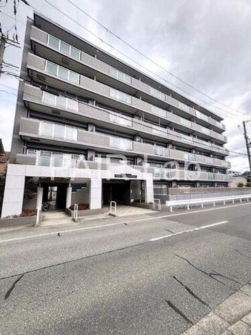 パストラル青山の外観