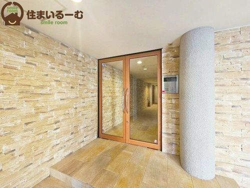 ティーオーコート野里の玄関