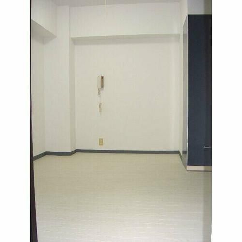 天神エクセル12の居間