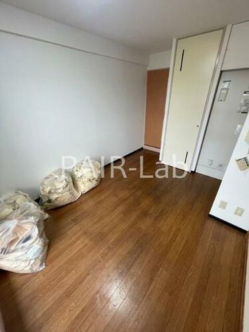 プライム英賀保の居間