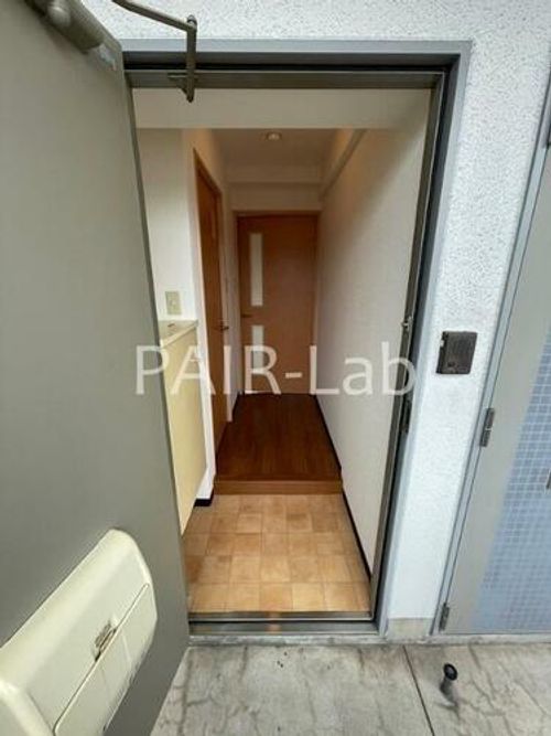 プライム英賀保の玄関