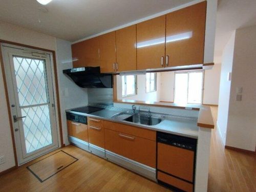 愛知県岡崎市上地1丁目(一戸建)の賃貸物件のキッチン