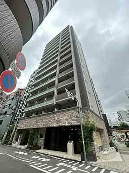 ラクラス本町東1001の外観