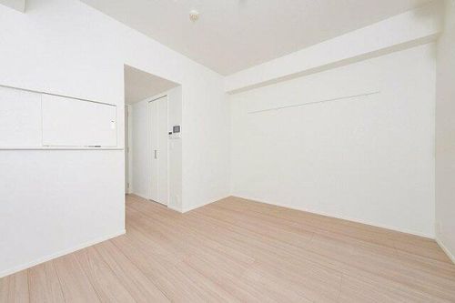 福岡県福岡市博多区下呉服町(マンション)の賃貸物件の居間