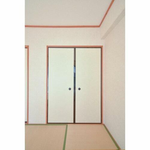 アネスティ千里丘1号館0202の内装