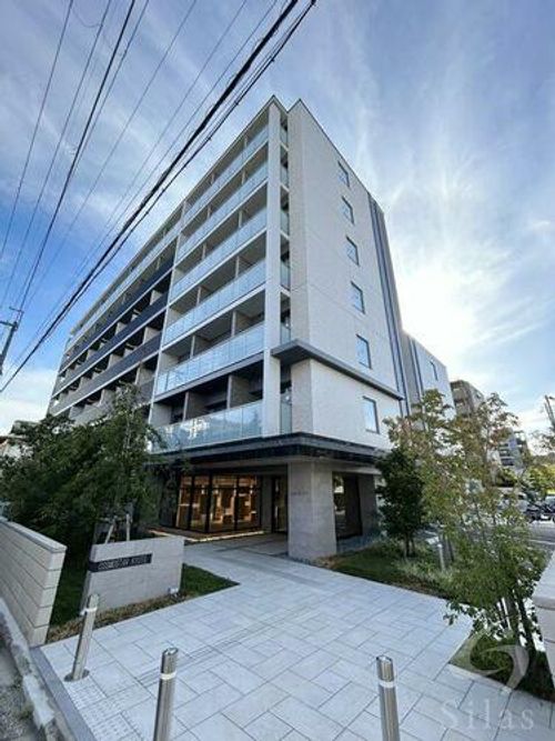 CAVANA九条烏丸の外観