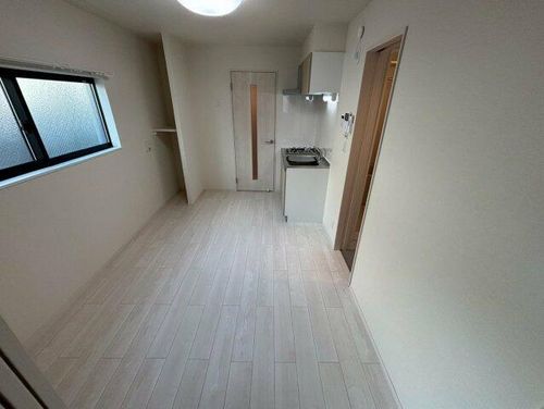 メゾンDENPOの居間