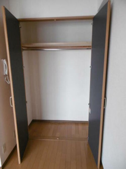 ラ カステル メウ203の内装