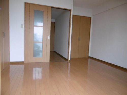 ラ カステル メウ203の内装