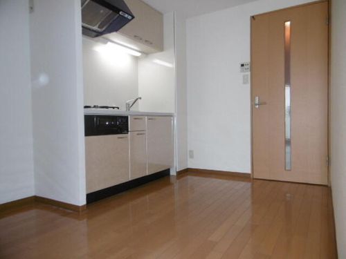 ラ カステル メウ203の居間