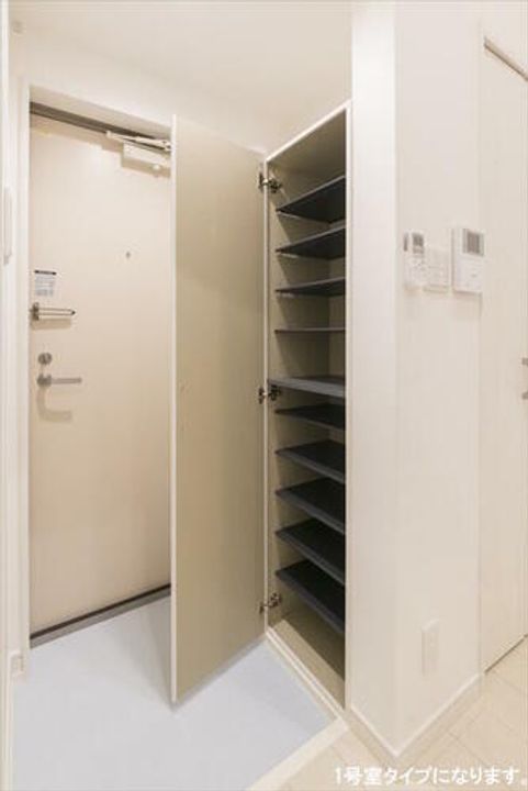 大阪府東大阪市花園本町1丁目(アパート)の賃貸物件の玄関