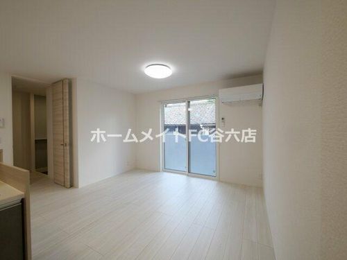 トリシアコートあべのTSの居間