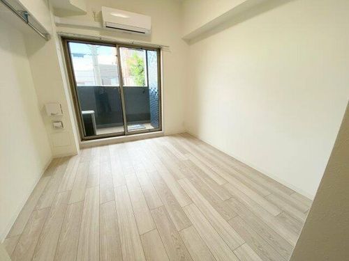 プレサンス大正エミナンスの居間