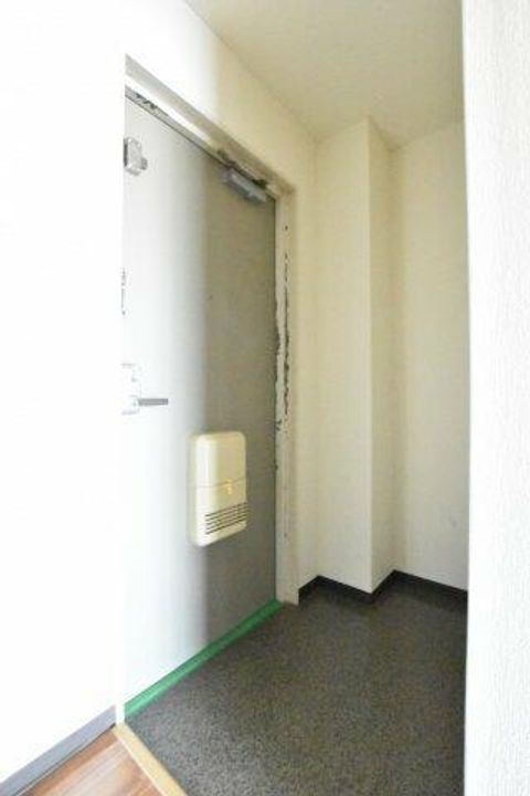 大阪府大阪狭山市池尻中1丁目(マンション)の賃貸物件の玄関