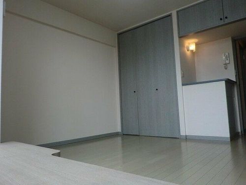 エステートモア高宮レーブの居間