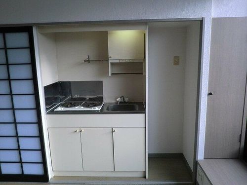 エステートモア高宮レーブのキッチン