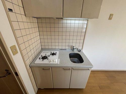 リヴェール渡辺通南501のキッチン