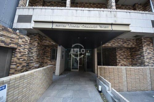 アスヴェルタワー大阪城WESTの玄関