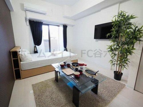 Luxe森之宮の居間