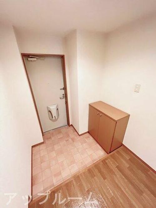 パークサイド康舟の玄関