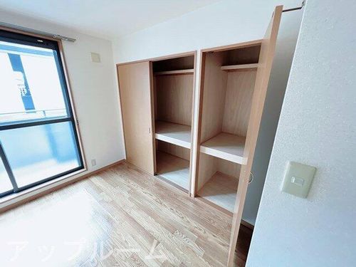 パークサイド康舟の内装