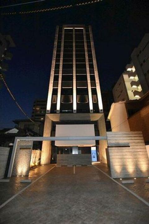 エスペランサ天神南の外観