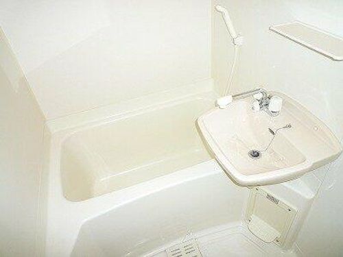 メルヴェーユ小幡Iの風呂