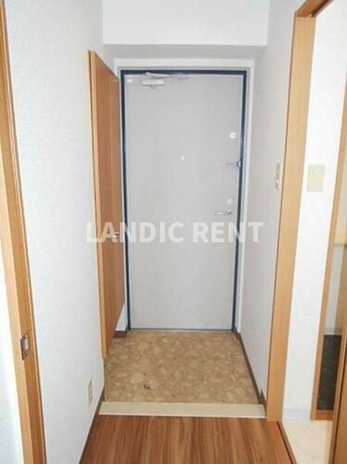 福岡県福岡市中央区今泉1丁目(マンション)の賃貸物件の玄関