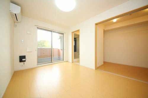 フローラ101の居間