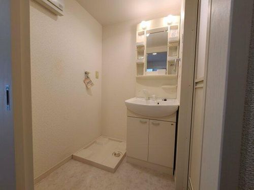 ジャスティス駅東1002の内装