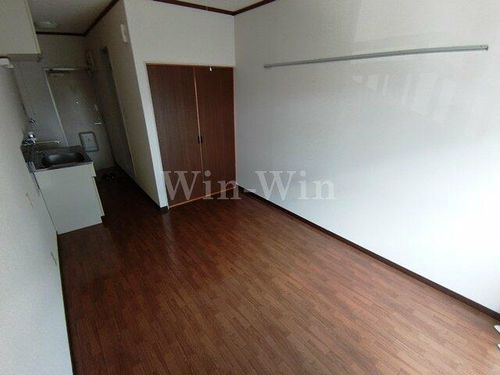 セントラルヒルズ B208の内装