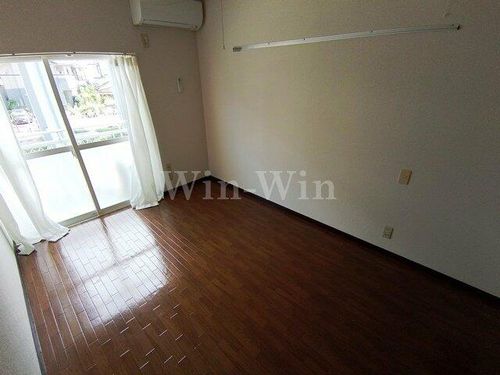 セントラルヒルズ B208の内装