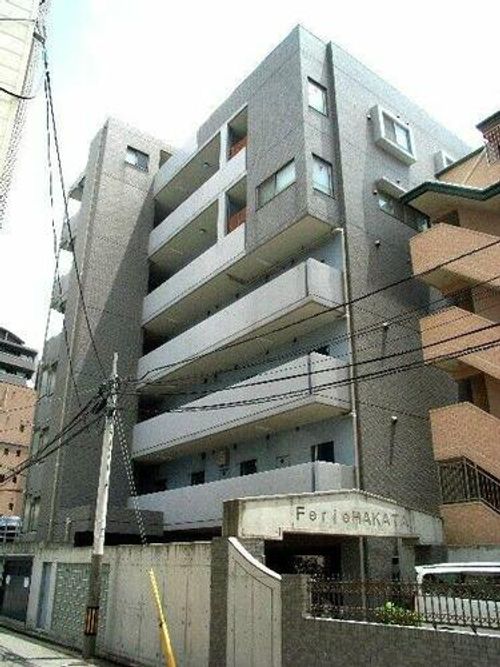 フェリエ博多の外観