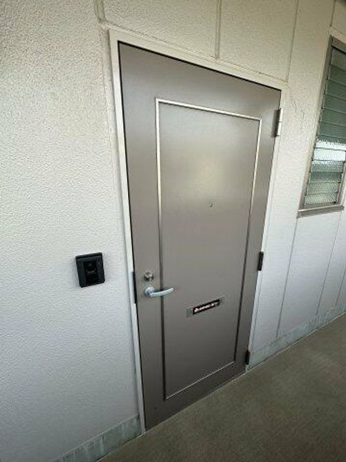 リブラン・ドゥ205の玄関