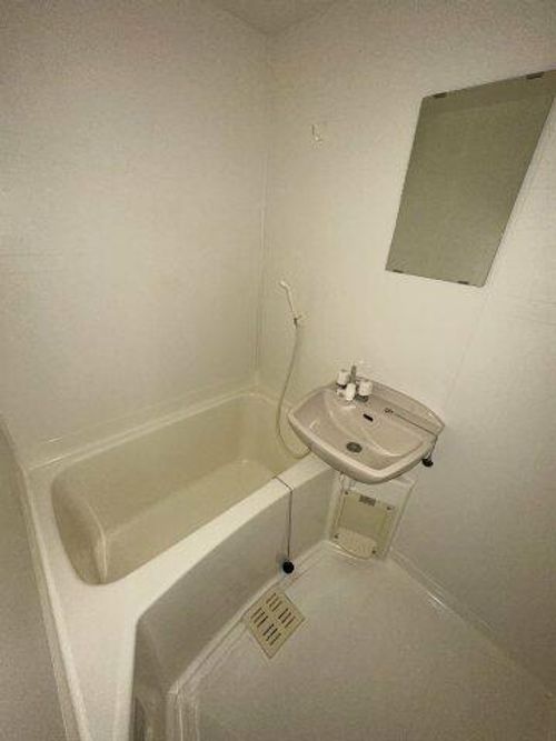 リブラン・ドゥ205の風呂