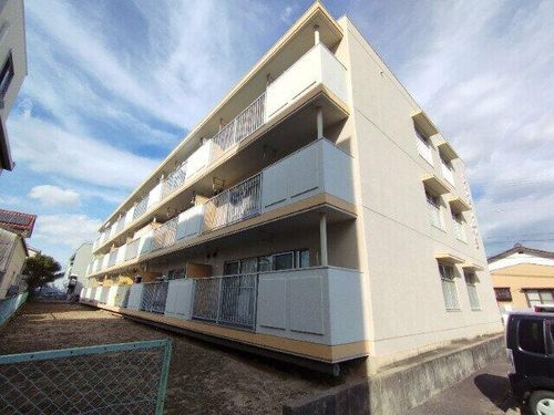 サンライフ六名の外観