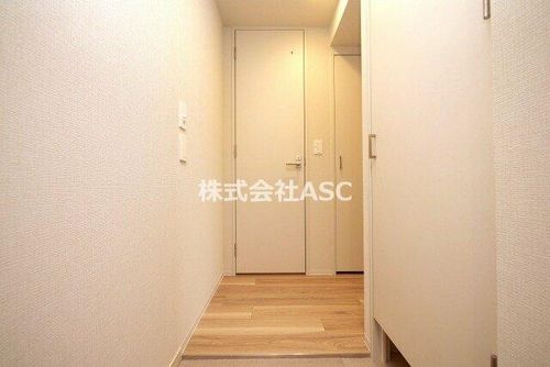 アーバネックス南新町1102の玄関