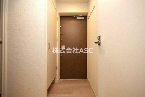 アーバネックス南新町1102の玄関