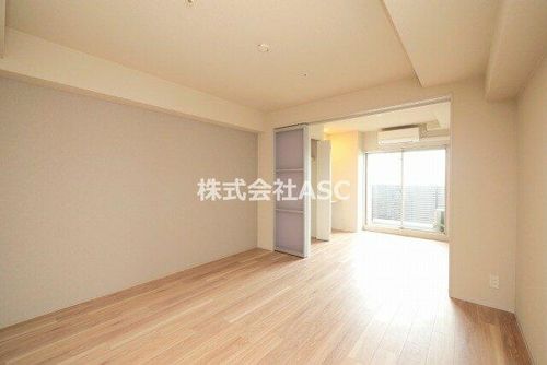 アーバネックス南新町1102の居間