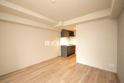 アーバネックス南新町1102の居間