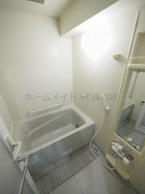 ウィステリア谷町の風呂