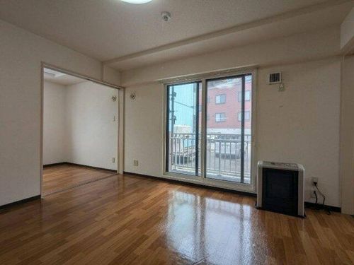 Jmms新光参番館201の居間