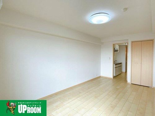 プリムラ・ローズ・ガーデンの居間