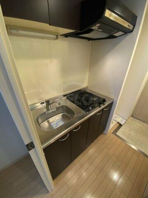 クリスタルグランツ大阪センターstのキッチン