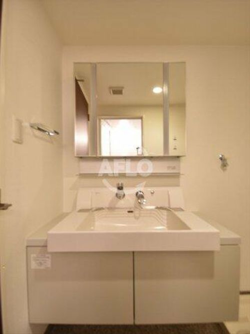 KAISEI江戸堀の内装