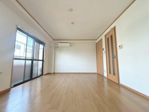 サンライズ・フジの内装